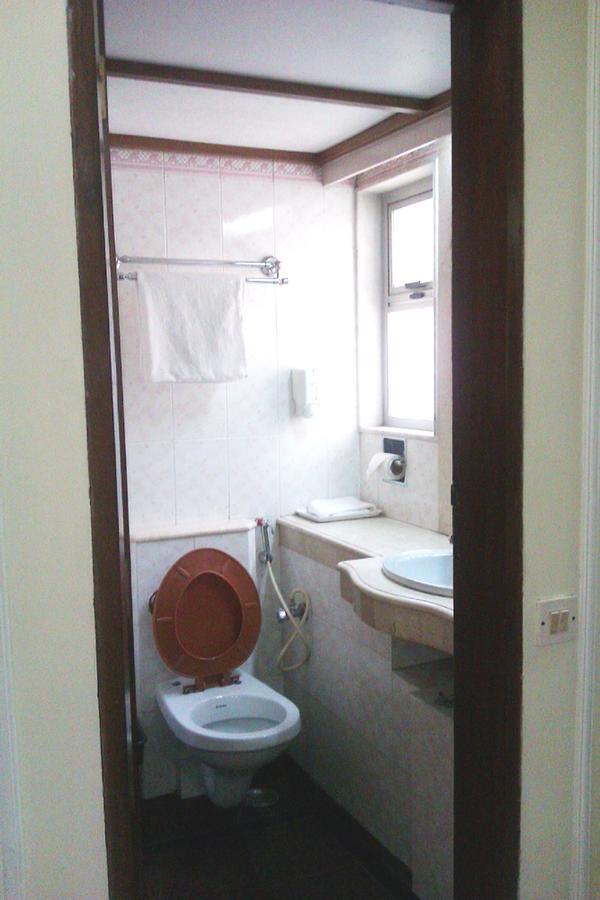Hiltop Hotel Mumbai Kültér fotó